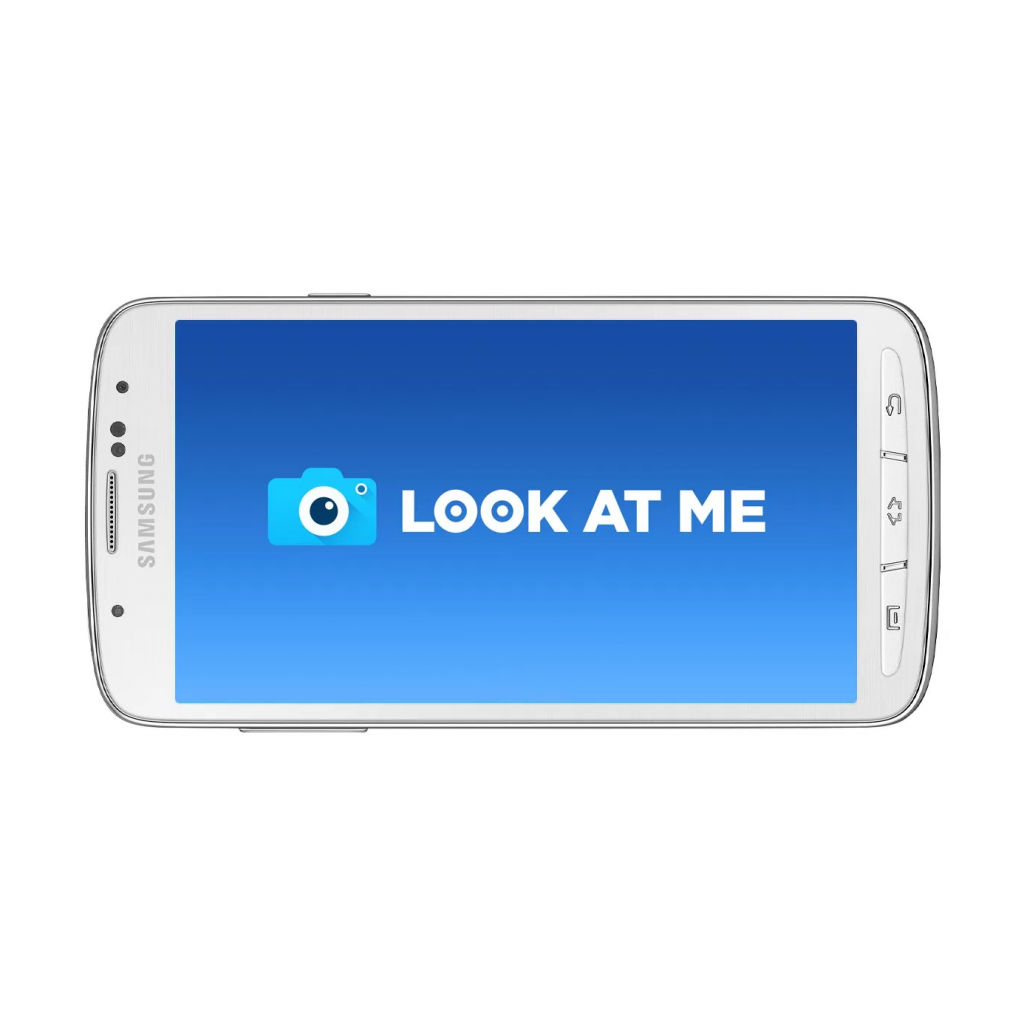 Diapo 6 : Smartphone affichant le logo de Look at me.