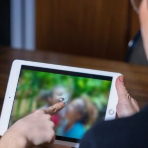 AMIKEO - des apps et une tablette adaptée au handicap mental et à l'autisme  